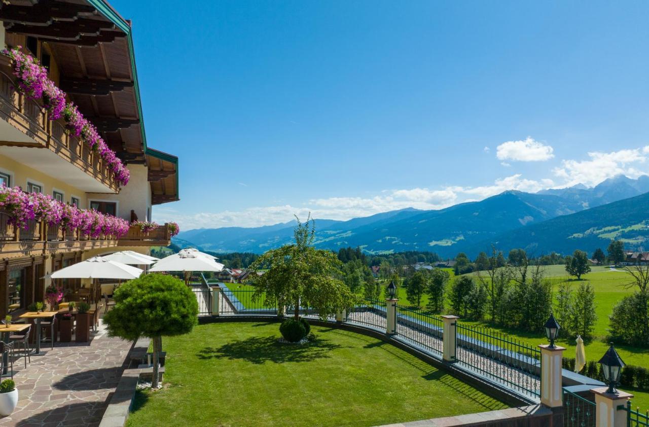 Hotel Ennstalerhof Рамзау ам Дахщайн Екстериор снимка