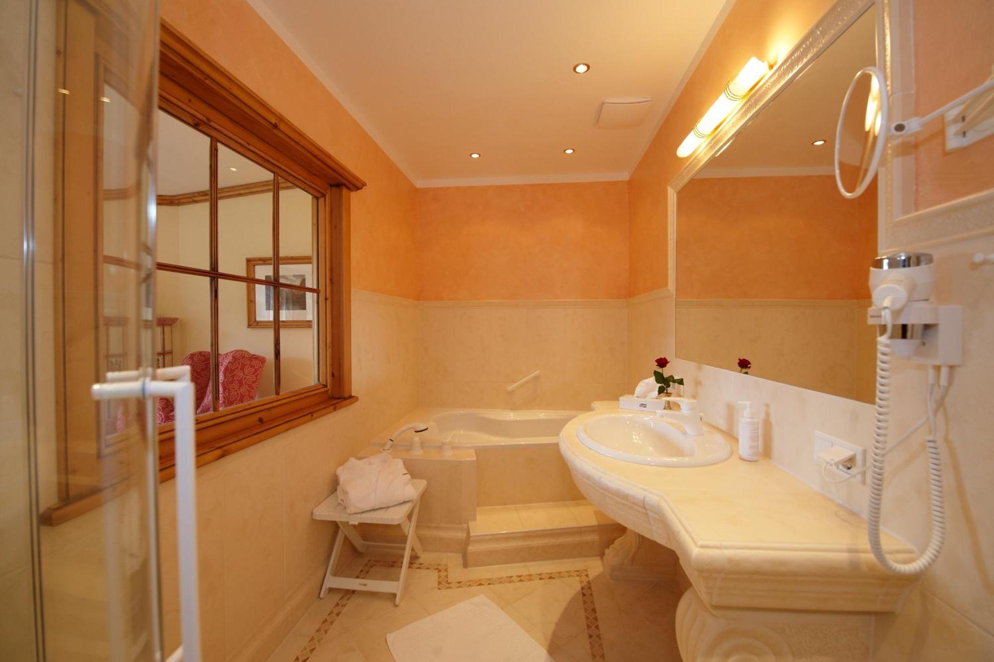 Hotel Ennstalerhof Рамзау ам Дахщайн Екстериор снимка