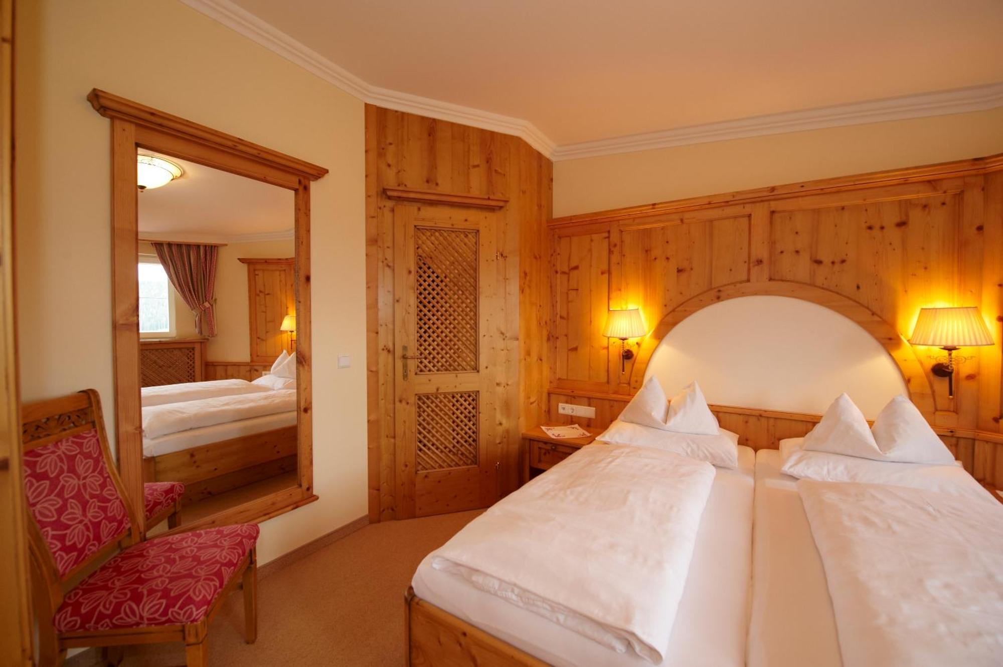 Hotel Ennstalerhof Рамзау ам Дахщайн Екстериор снимка