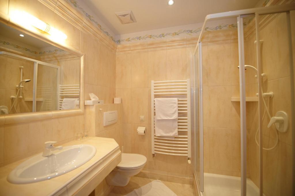 Hotel Ennstalerhof Рамзау ам Дахщайн Стая снимка